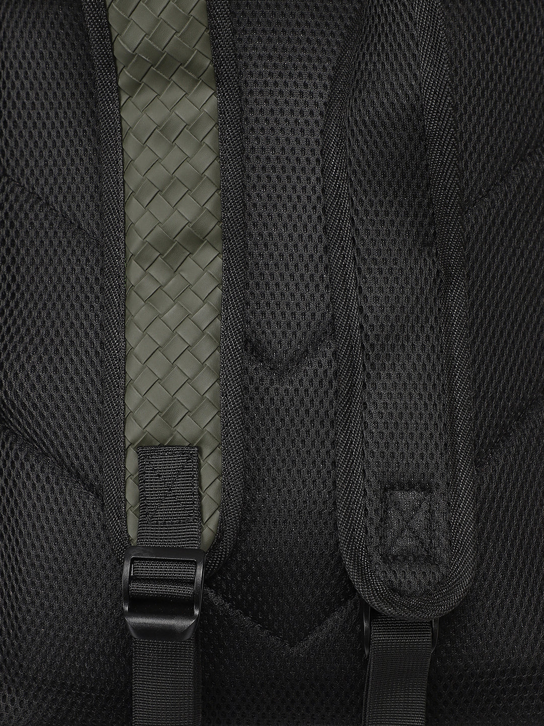 The Basket Weave Backpack - Army Green