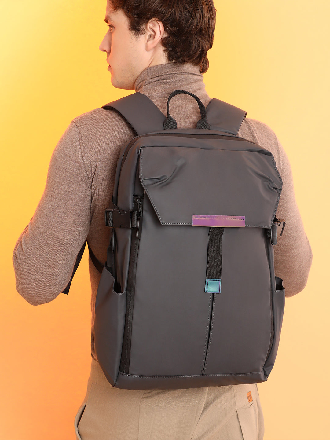 The City Transit Backpack - Charcoal Grey