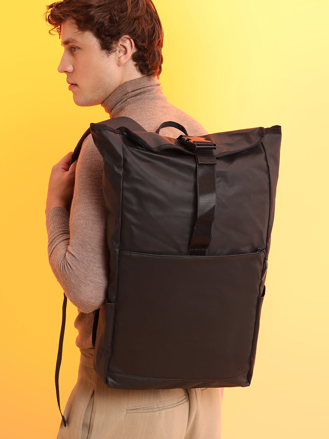 The Metron Backpack - Onyx Black
