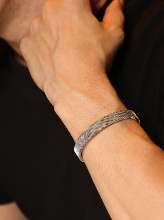 The Mesh Cuff Bracelet