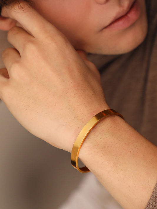 The Minimal Cuff Bracelet
