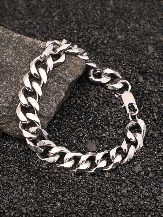 The Curb-Link Chain Bracelet - Metallic Silver