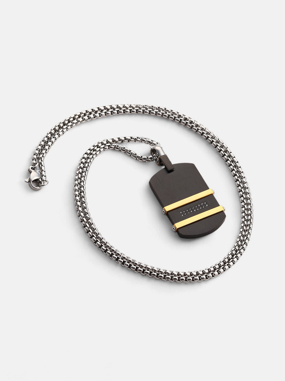 The Lined Plate Pendant Necklace