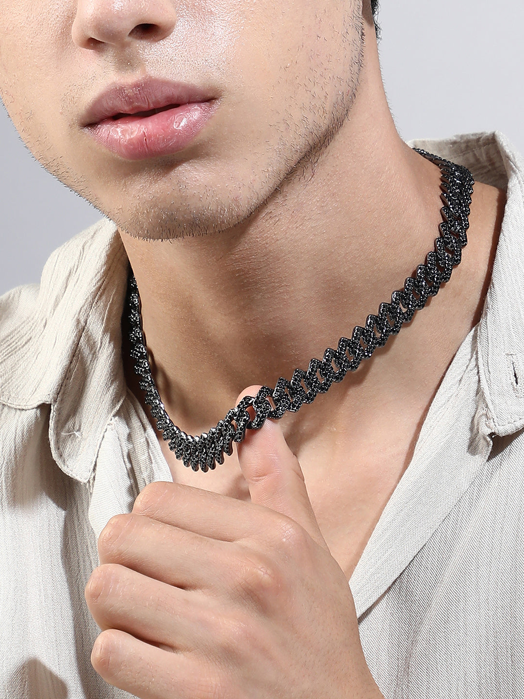 The Bijou-Curb Chain Necklace - Onyx Black