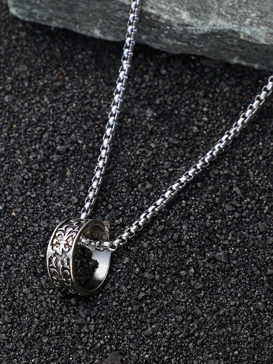 The Regal-Halo Pendant Necklace - Metallic Silver