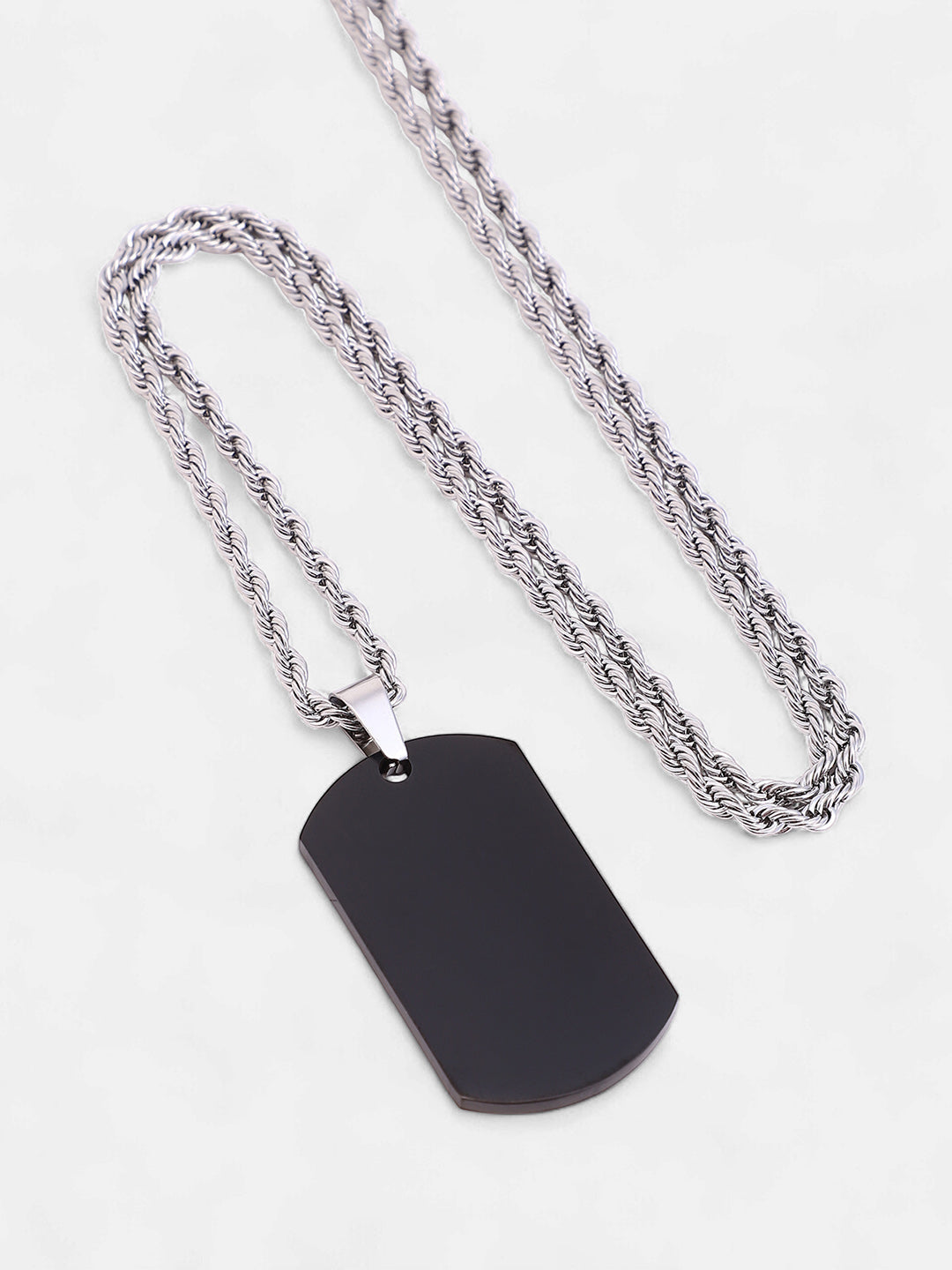 The Curve-Plate Pendant Necklace - Onyx Black