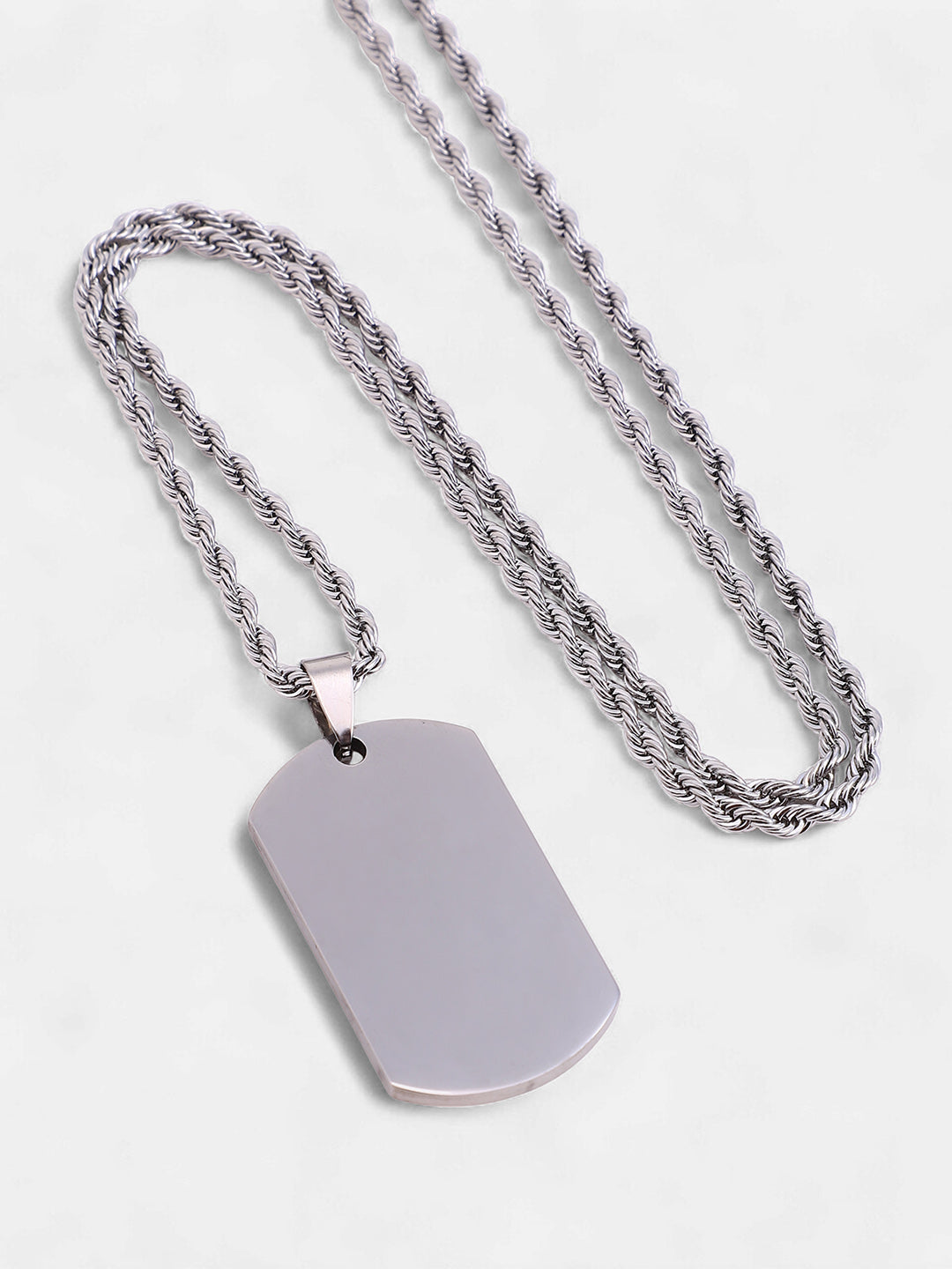 The Curve-Plate Pendant Necklace - Metallic Silver