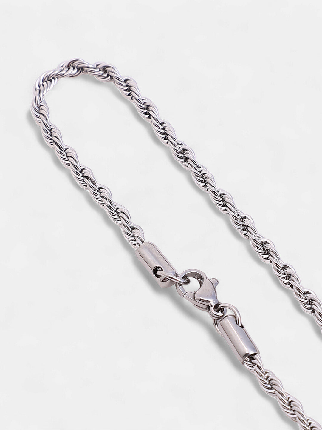 The Curve-Plate Pendant Necklace - Metallic Silver