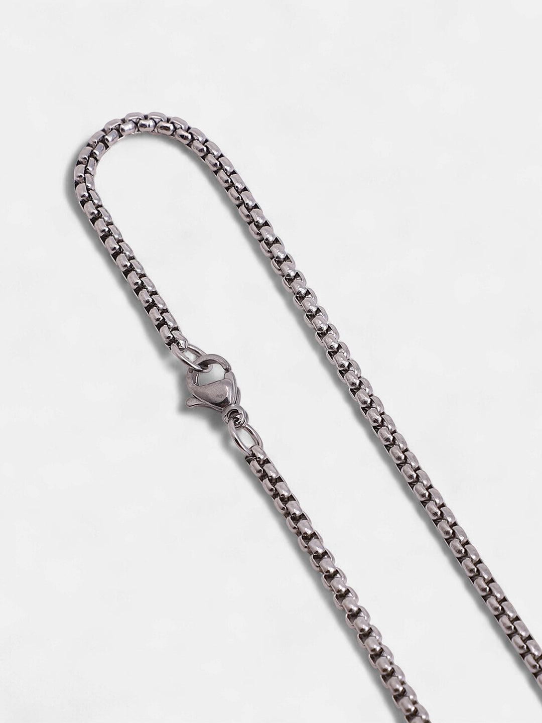 The Monolith Pendant Necklace - Metallic Silver