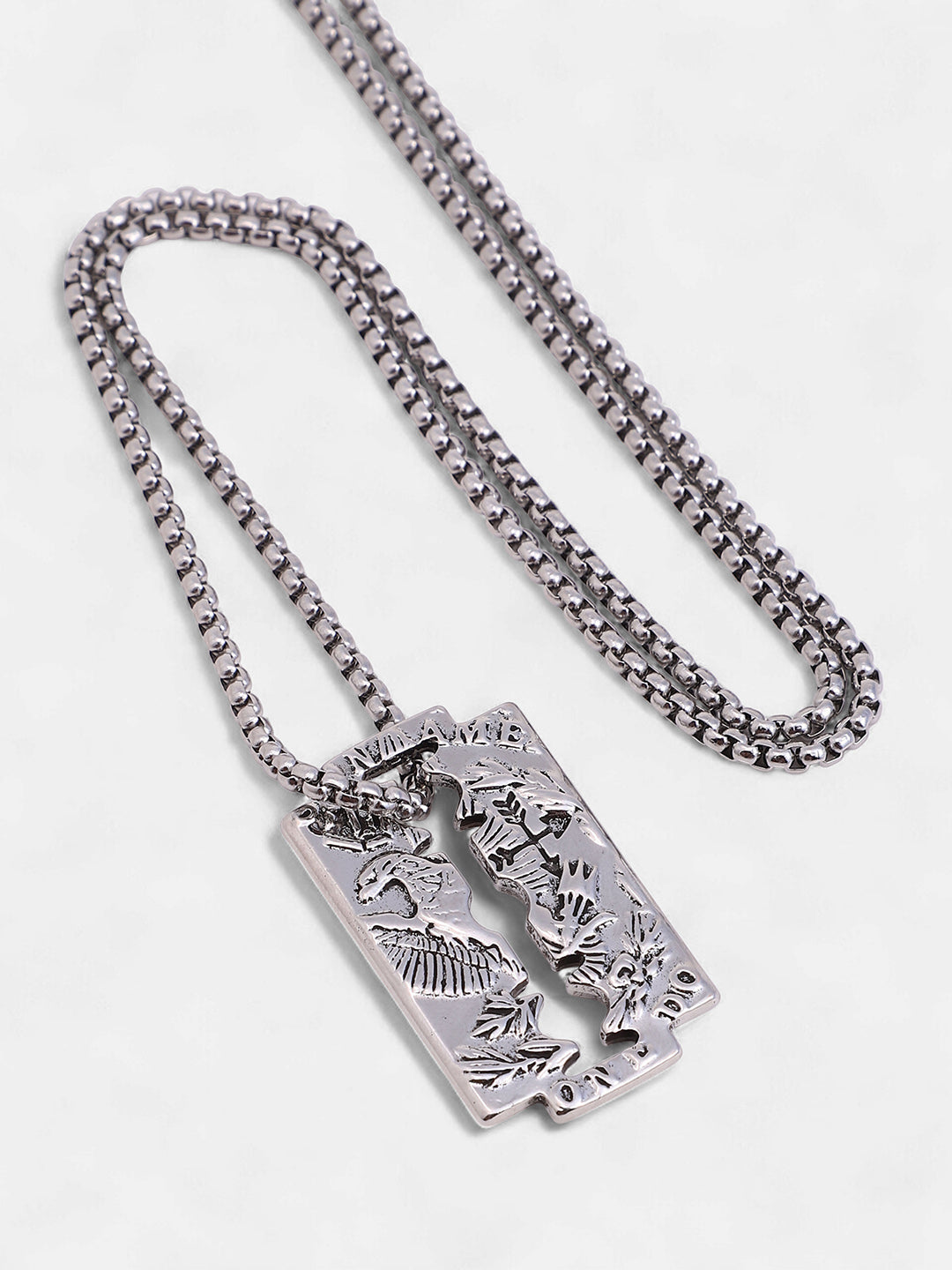 The Eagle-Blade Pendant Necklace - Metallic Silver