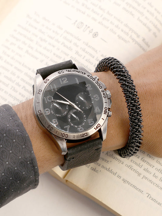 The Peregron Round Watch With Cuff Bracelet Combo