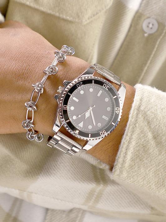 The Ribbed Round Watch With Link Bracelet Combo
