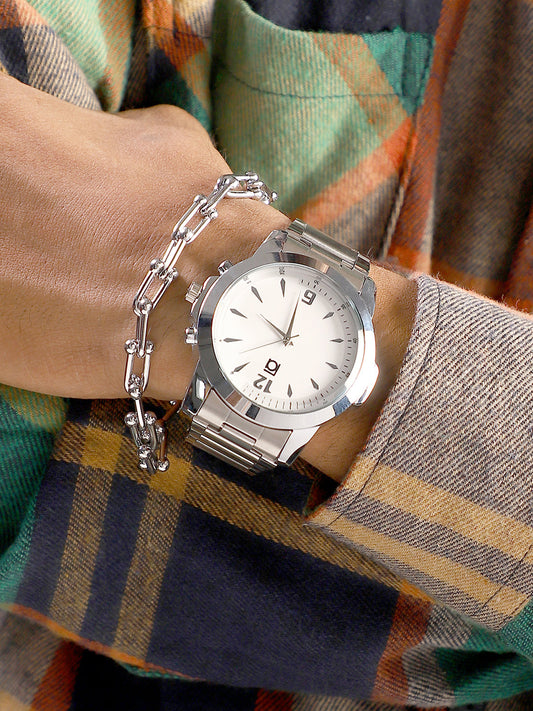 The Studio Round Watch With Link Bracelet Combo