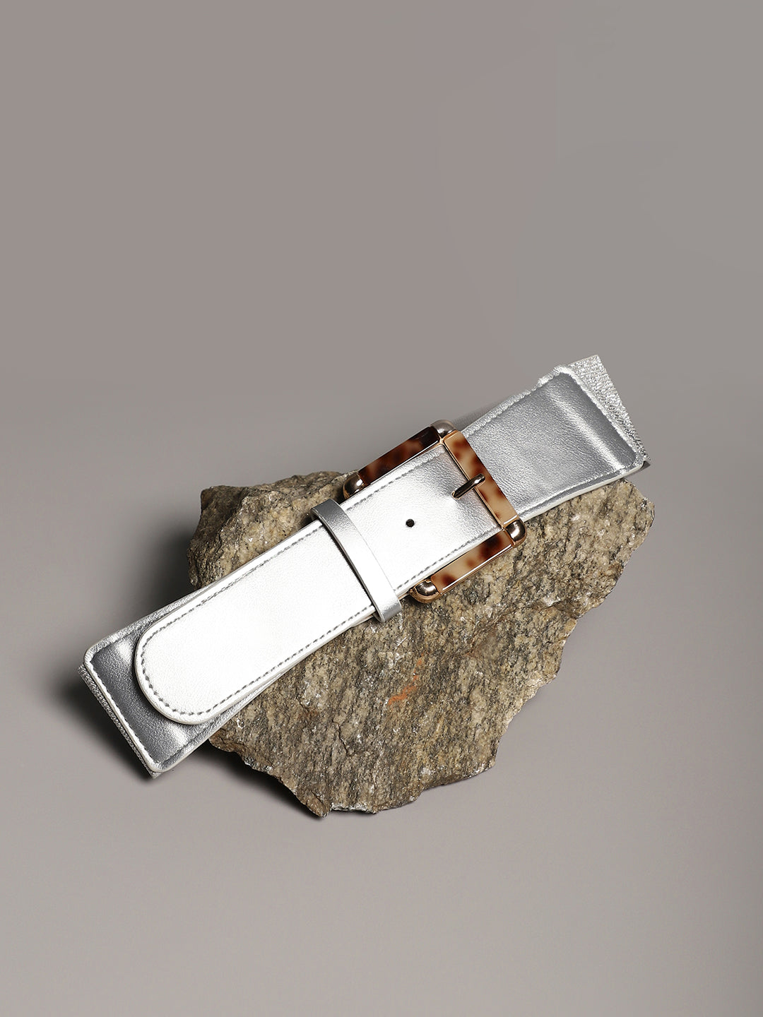 The Tortoiseshell Elastic Belt - Metallic Silver