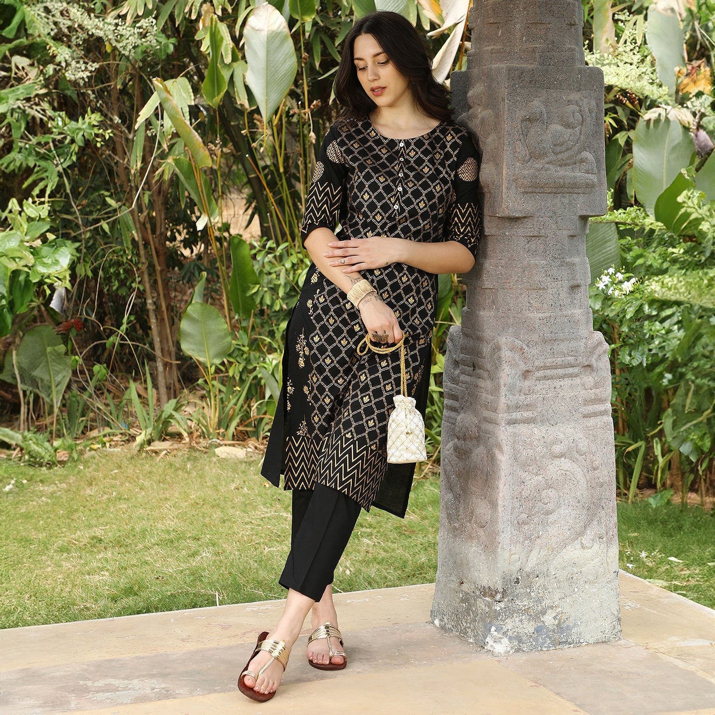 Geometric Ethnic Print Kurta With Trousers Set