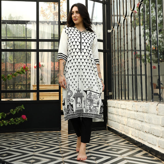 Contrast Ethnic Print Kurta With Trousers Set