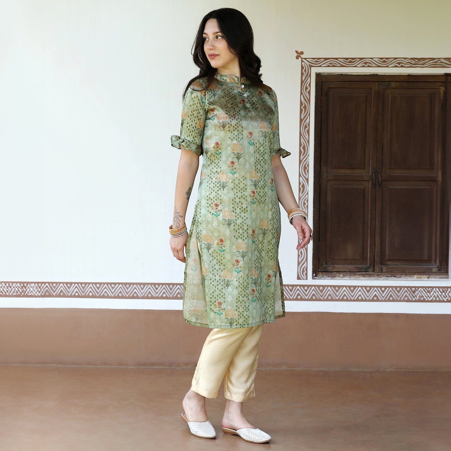 Flora Kurta With Flounce Cuff