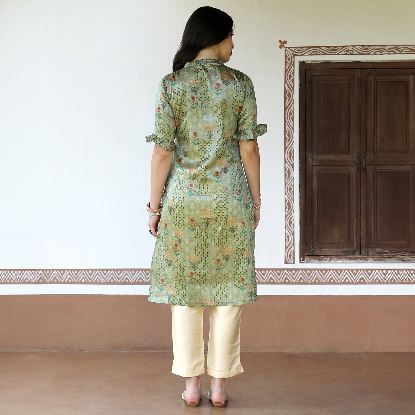 Flora Kurta With Flounce Cuff