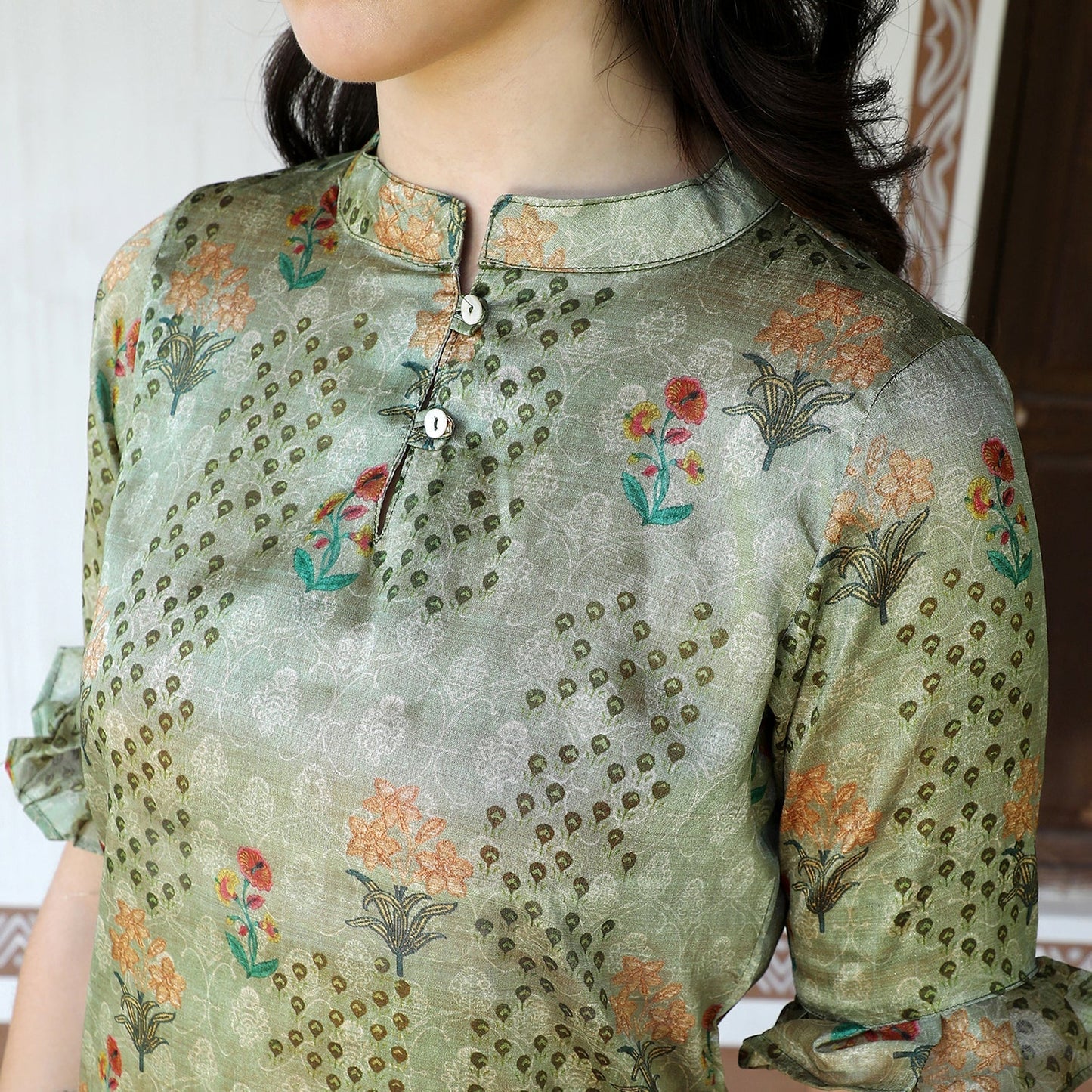 Flora Kurta With Flounce Cuff