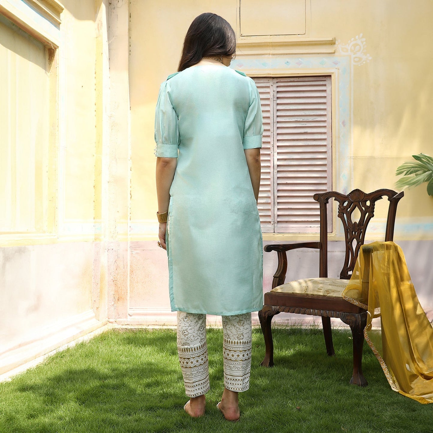 Cuffed Sleeve Kurta