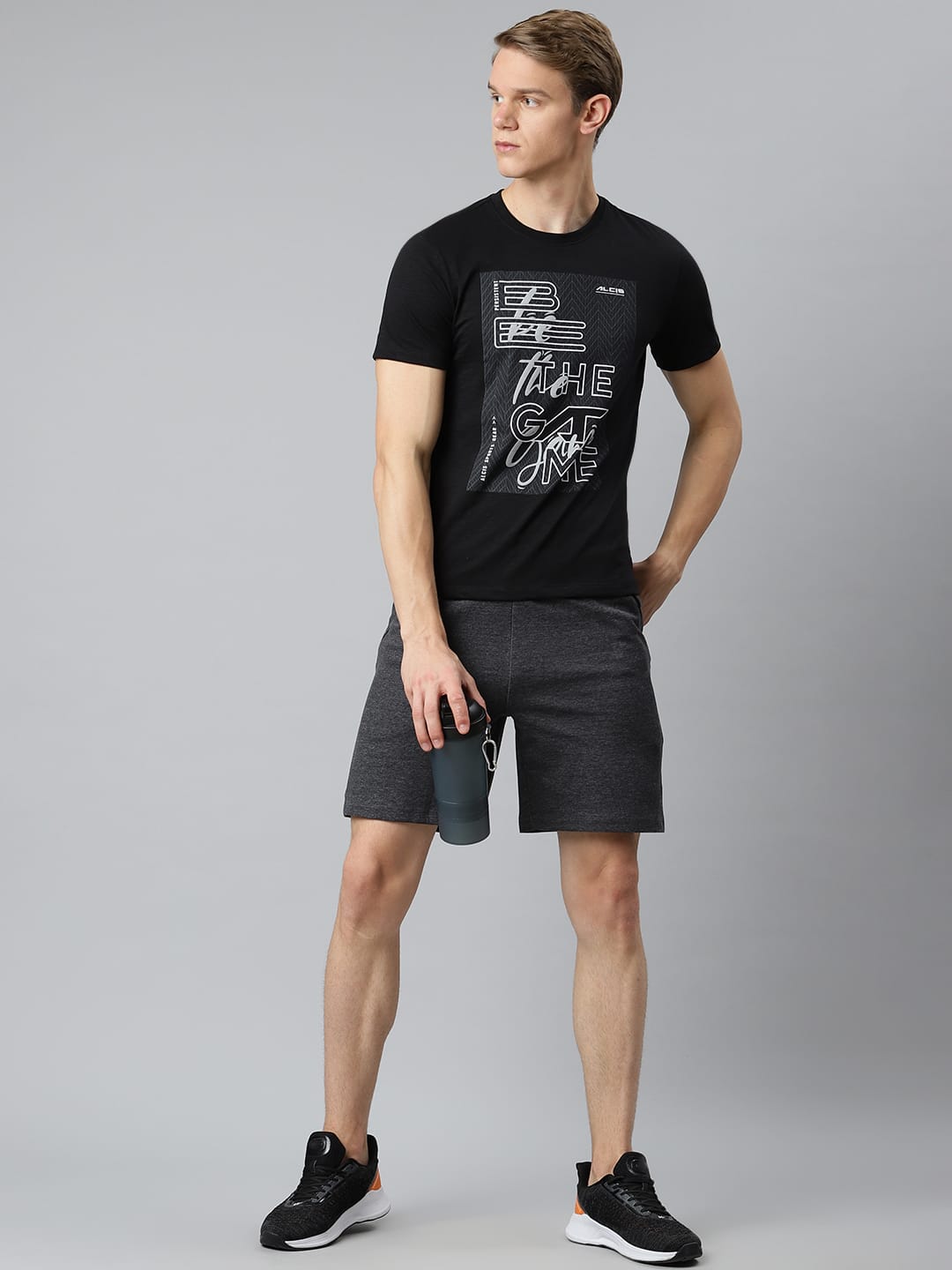 Alcis Men Black Typography Printed Slim Fit T-shirt