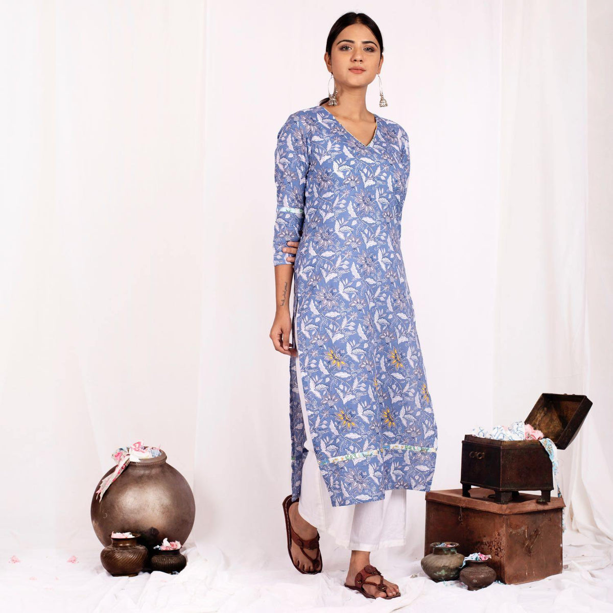 Printed Edge Kurta Set - Ambraee