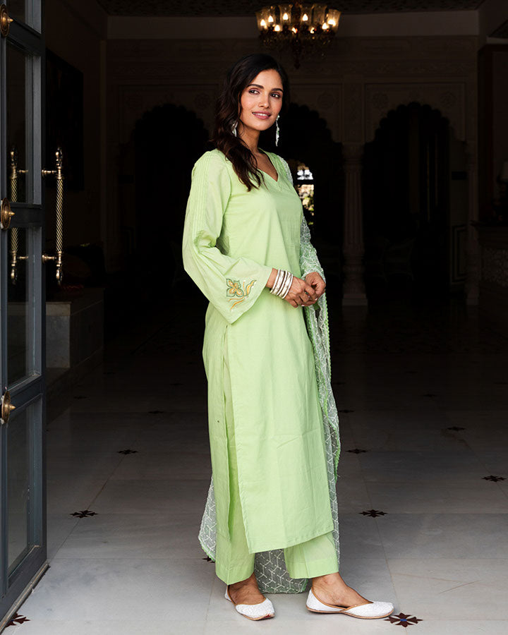 Green Flower Embroidered Suit Set