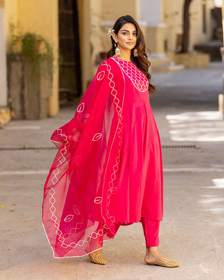 CHANDANI SUIT SET