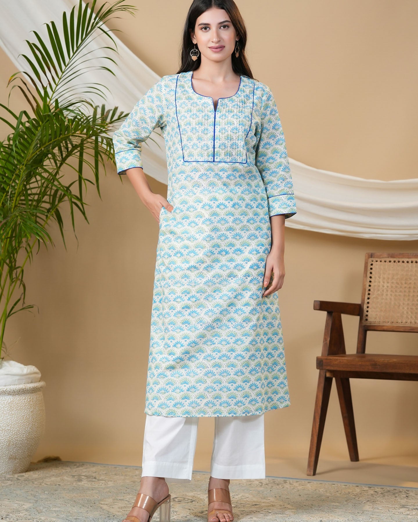 Adhya Kurti