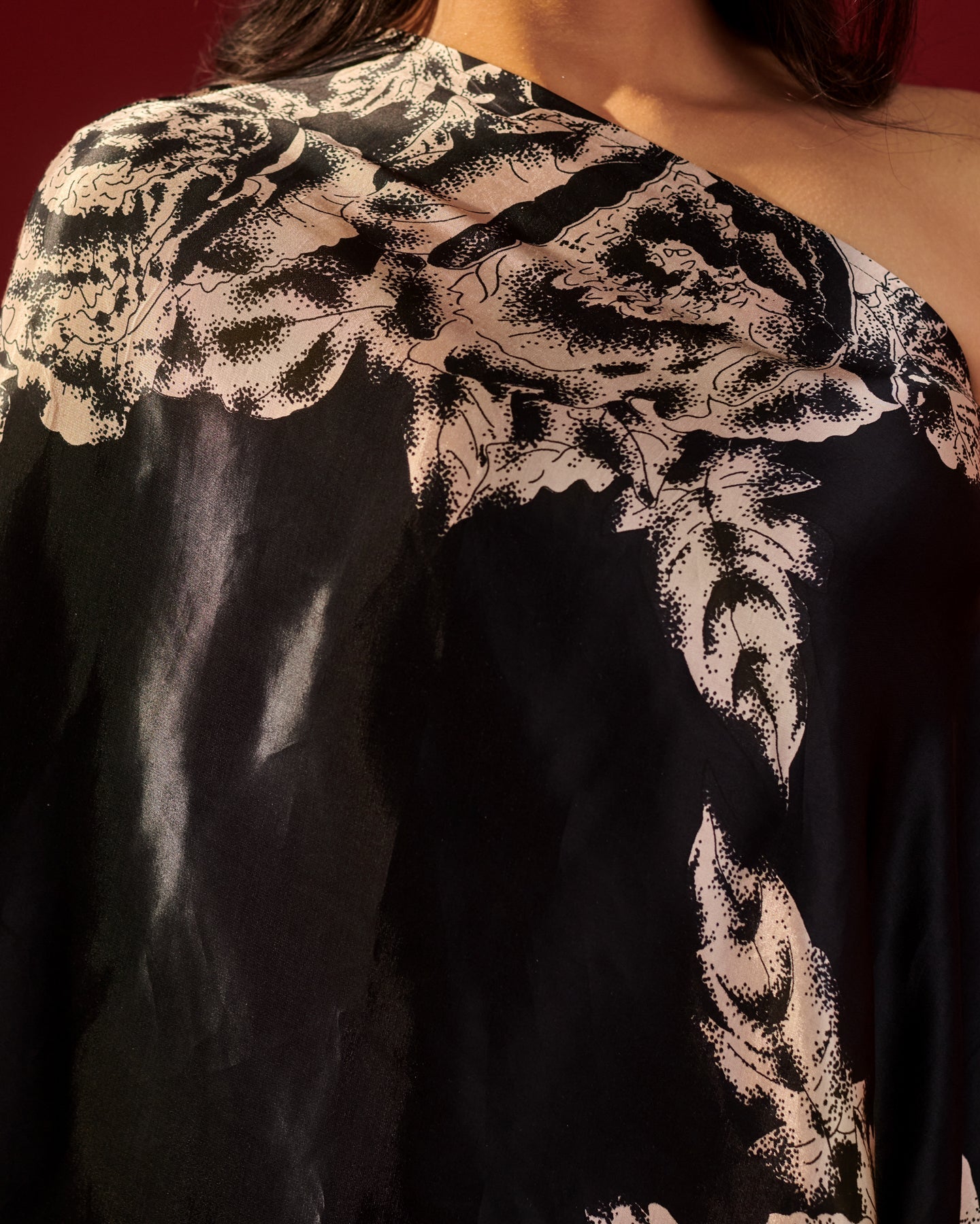 Ebony Abstract Tale Co-Ord Set
