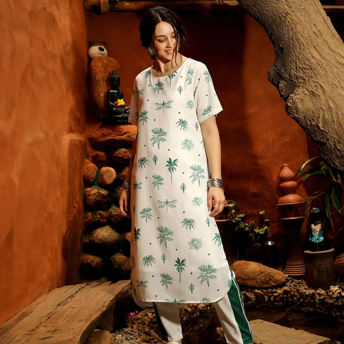 Dragonfly Palm Kurta With Trousers