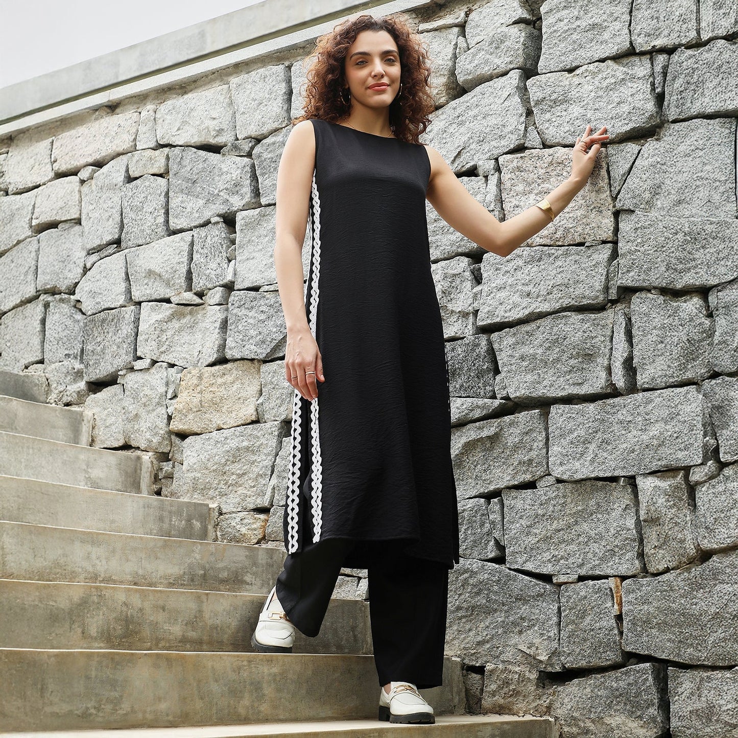 Contrast Swirl Kurta Set
