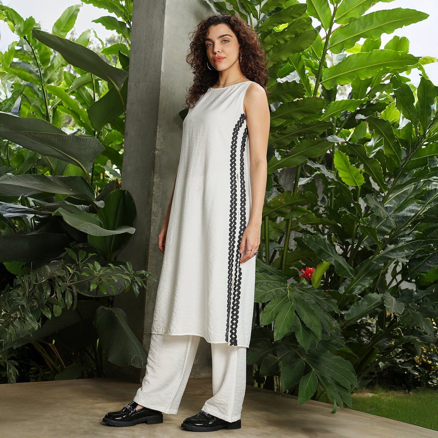 Contrast Swirl Kurta Set
