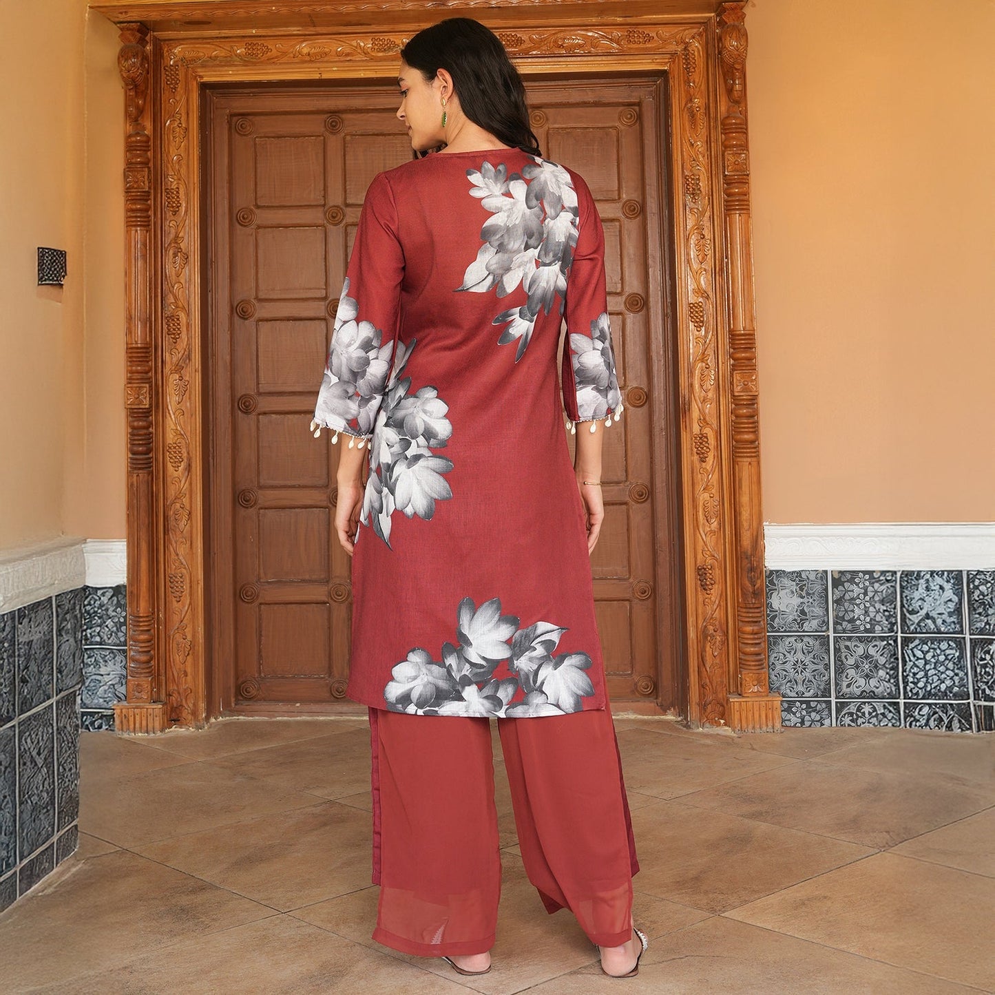 Whispering Botanics Kurta Set