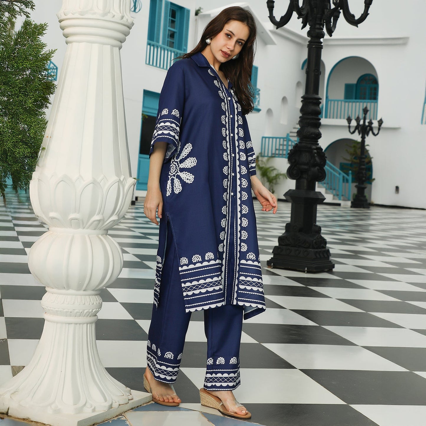 Indie Flora Lined-Imprint Kurta Set