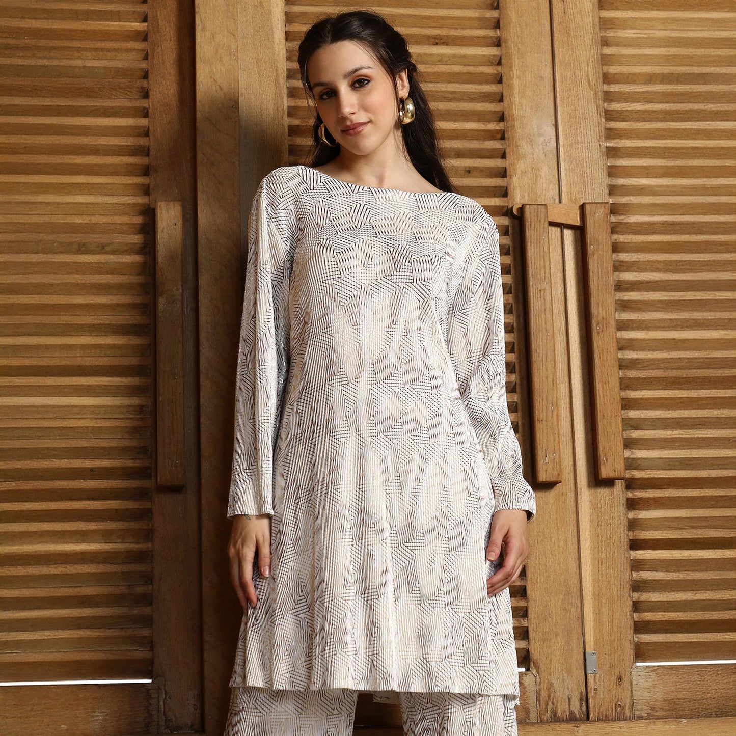 Kaleidoscopic Pleated Kurta Set