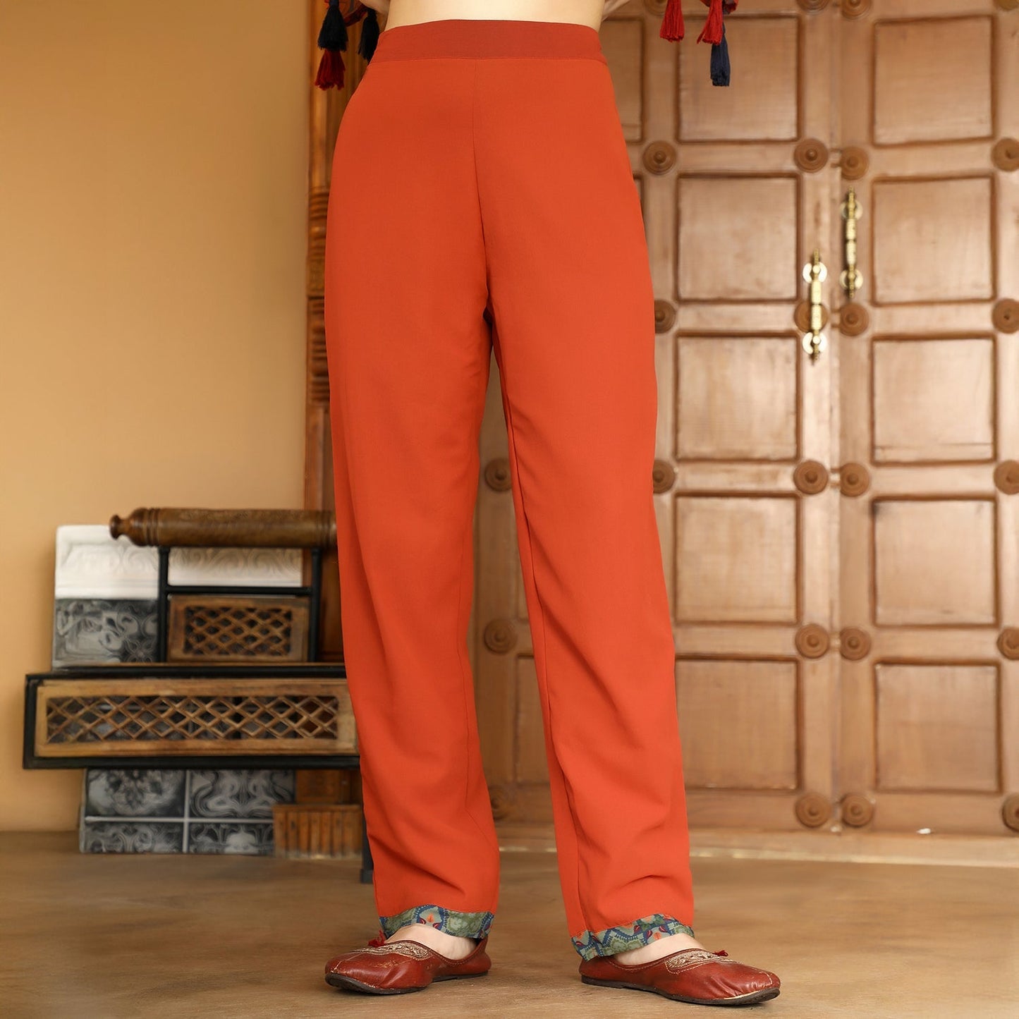 Geometric Block Kurta With Trousers