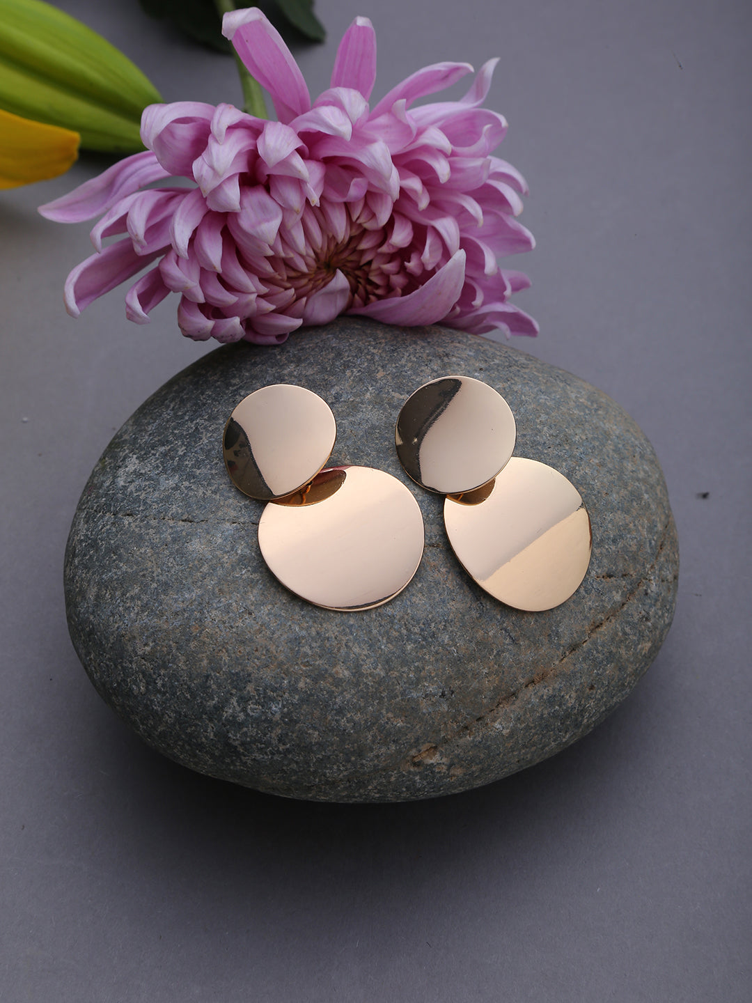 DESIGNER NECKLACE WITH EARRINGS AND GOLD PLATED RING