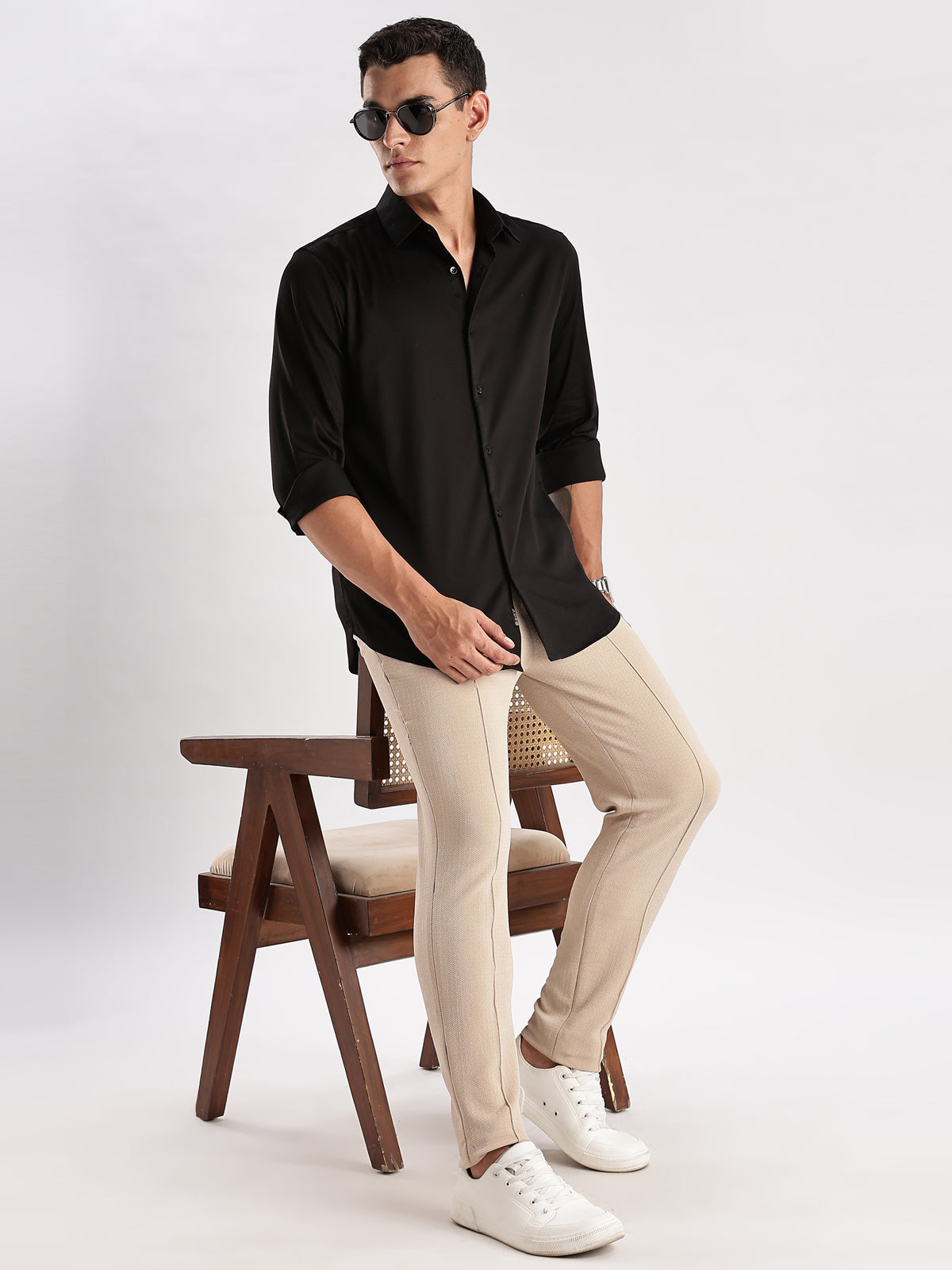 Slim Fit Solid Casual Shirt