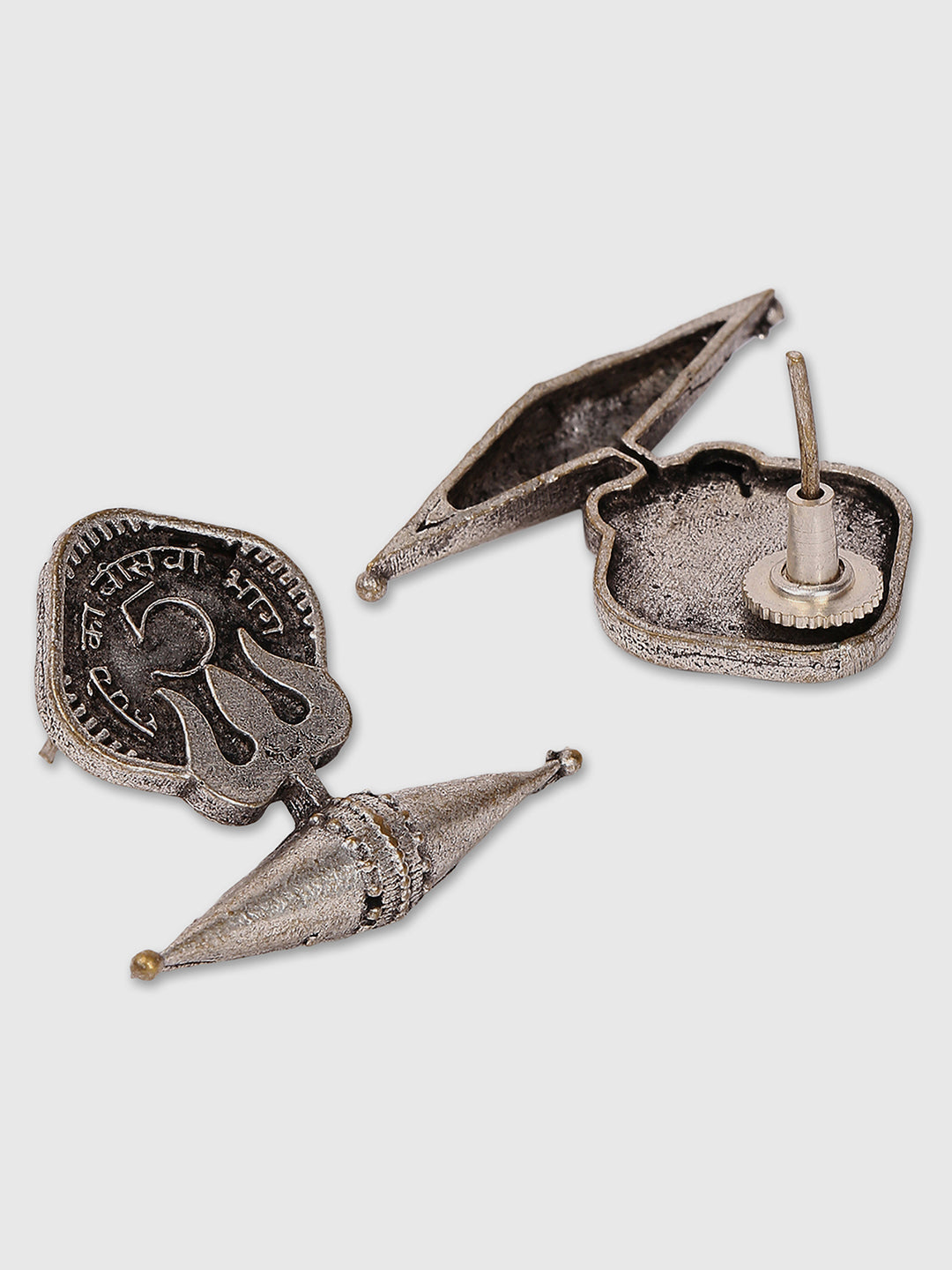 Silver plated Contemporary Stud