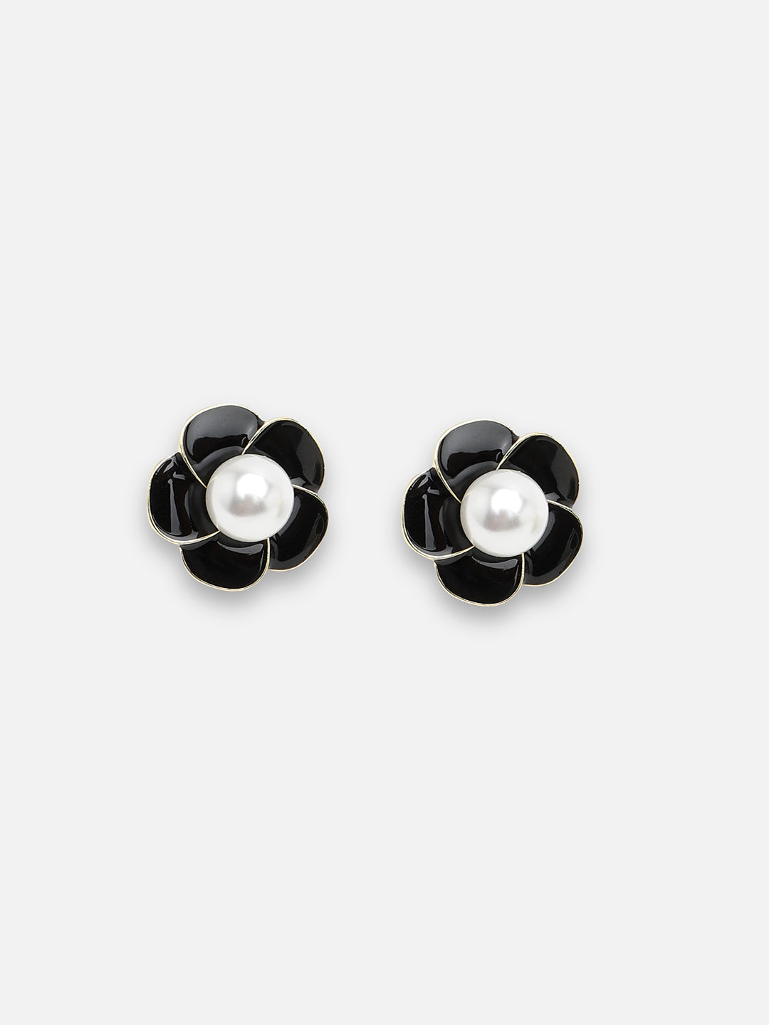 GOLD PLATED CASUAL PEARLS STUD FOR WOMEN