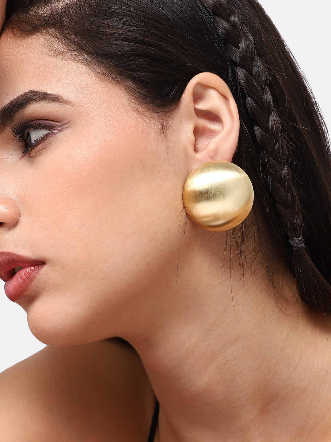 GOLD PLATED CASUAL DESIGNER STUD FOR WOMEN