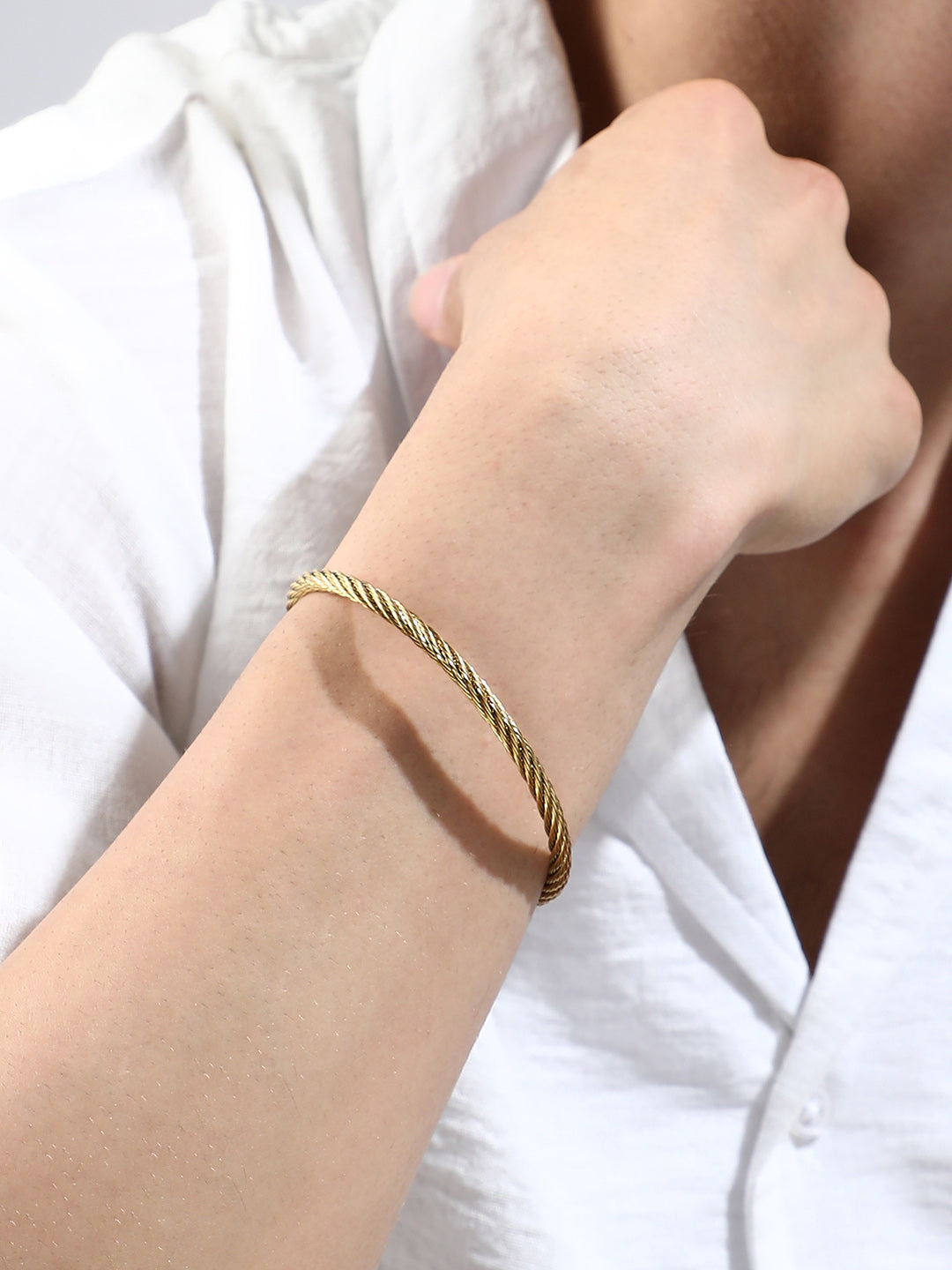 The Twisted-Hook Bangle Bracelet - California Gold