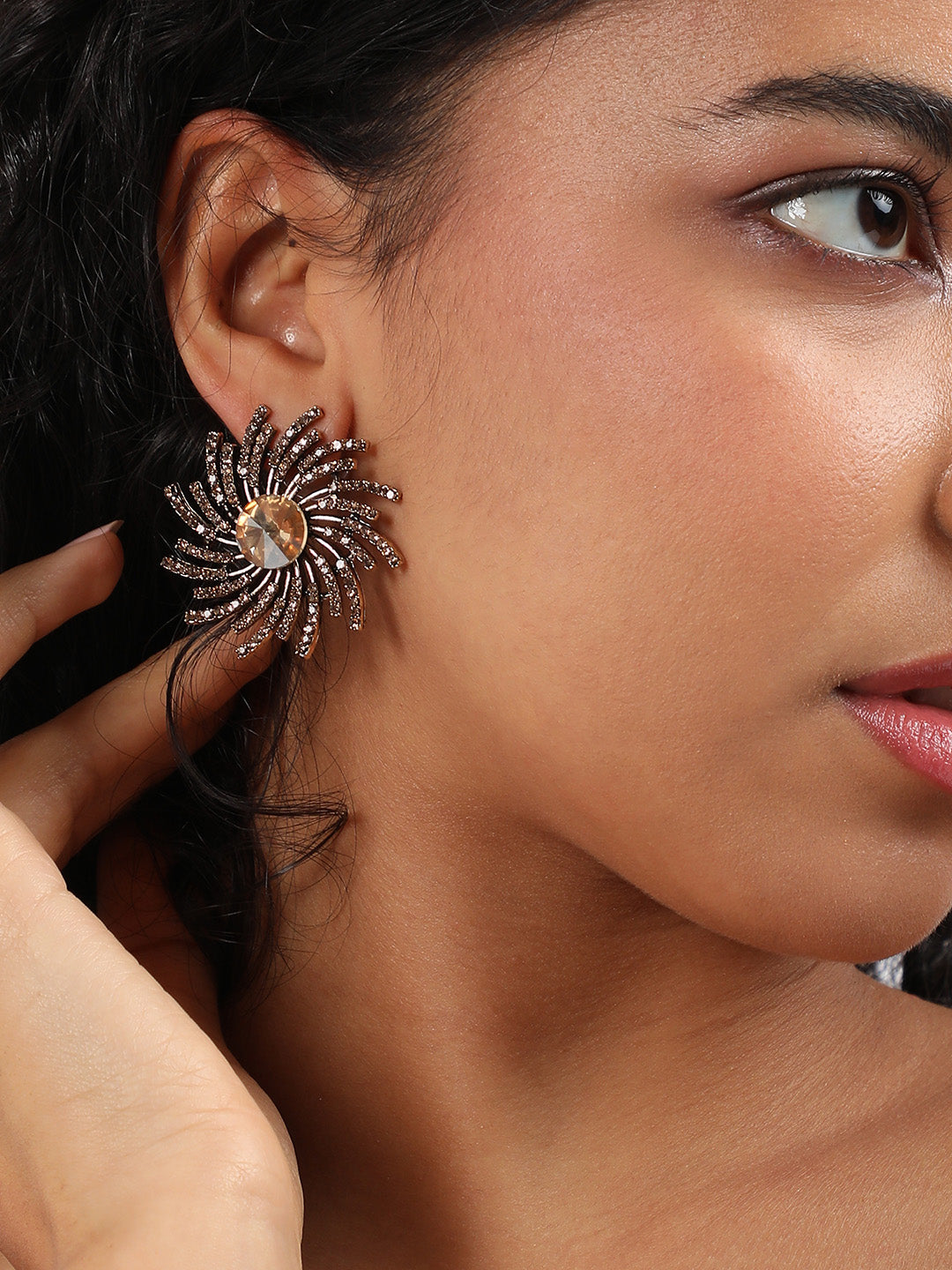 Set Of 2 Gold-Plated Contemporary Stud Earrings