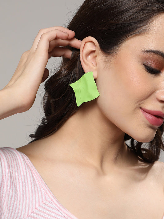 Set of 2 Gold Plated Contemporary Drop Earrings