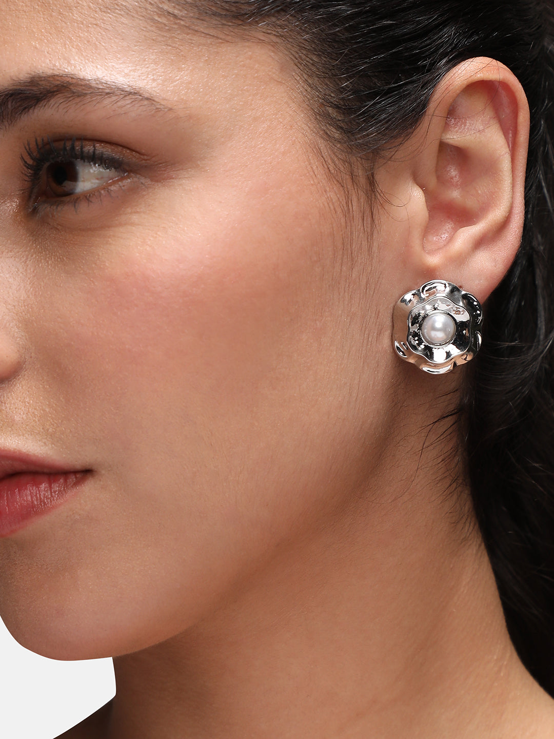 Silver-Plated Pearls Beaded Studs Earrings