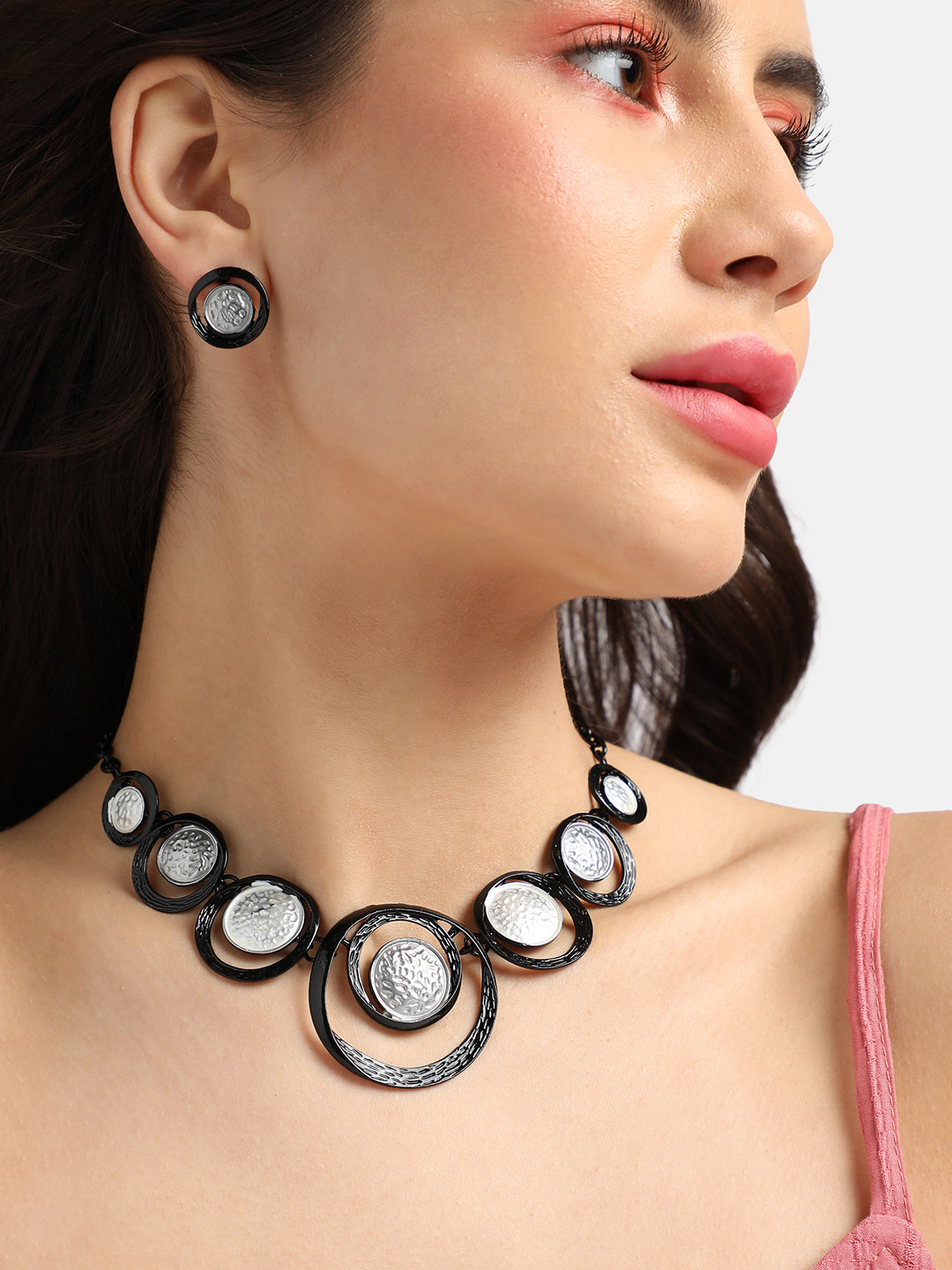 Dented Circular Necklace Earrings