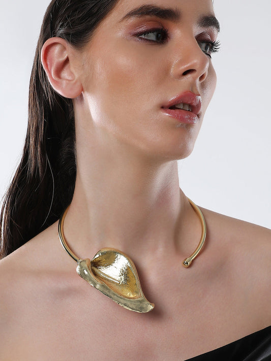 The Water Lily Torque Necklace - Antique Gold-SOHINC6074