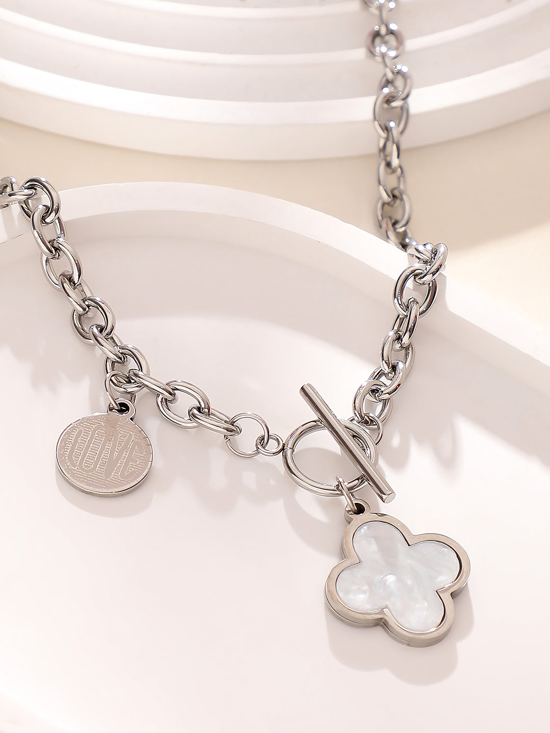 The Clover Chain Necklace - Metallic Silver