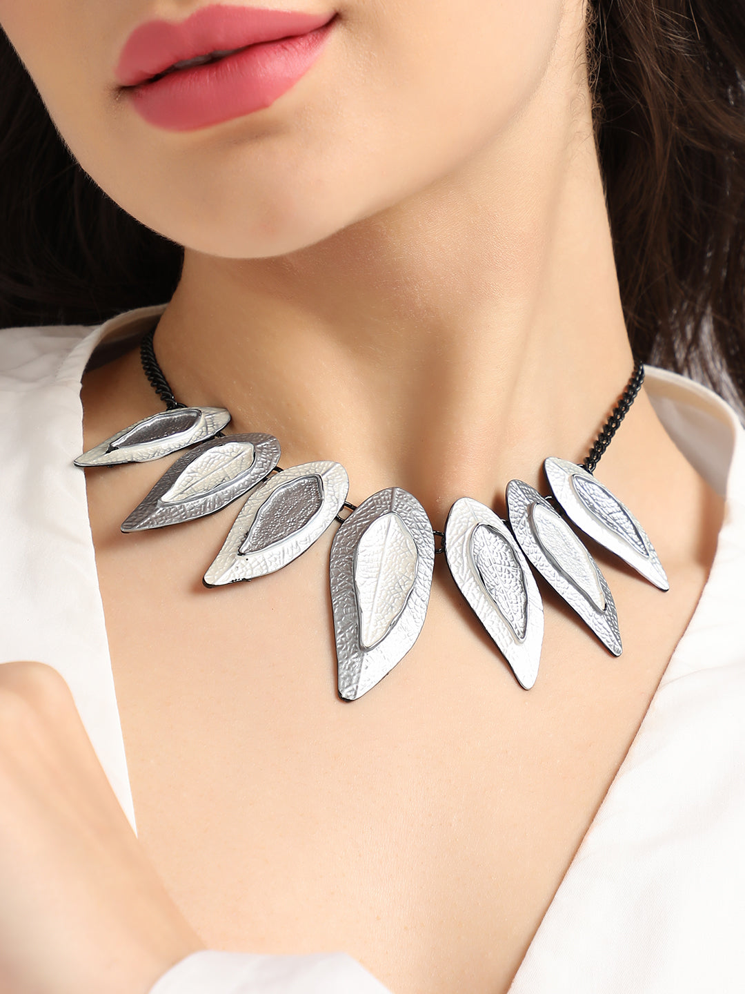 Leaf Shaped Necklace